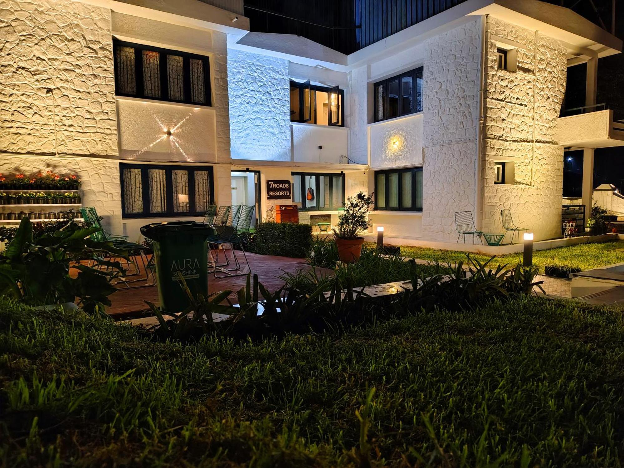 7 Roads Resort 50Mts To Lake 코다이카날 외부 사진